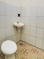 OYO 91755 Priska Kost Dan Homestay