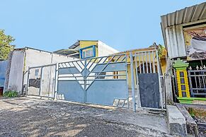 OYO 3285 Wonoayu Residence Syariah