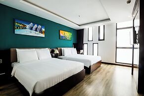 Golden Sun Hotel