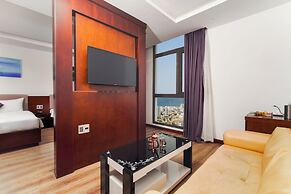 Golden Sun Hotel