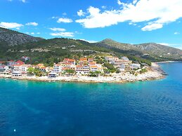 Apartments Mario Tudor