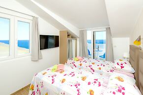 Apartments Mario Tudor