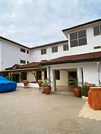 Peach View Hotel and Apartments.