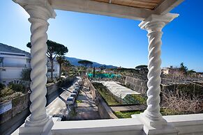 Estate4home- Villa Lina