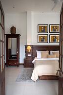 42 Lighthouse Street