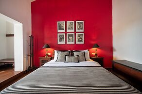 42 Lighthouse Street