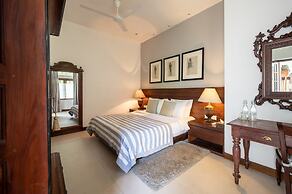 42 Lighthouse Street