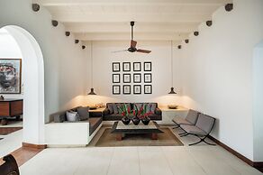 42 Lighthouse Street