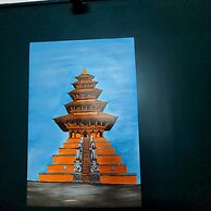 Luniva Restaurant And Guest House