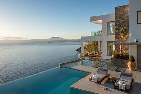 Lady Sea Villa - 6 Bedroom SeaView Villa