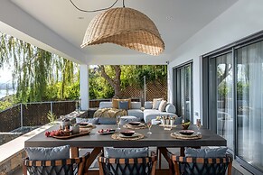 Lady Sea Villa - 6 Bedroom SeaView Villa