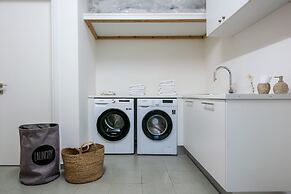 Lady Sea Villa - 6 Bedroom SeaView Villa