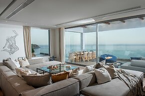 Lady Sea Villa - 6 Bedroom SeaView Villa