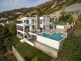 Lady Sea Villa - 6 Bedroom SeaView Villa