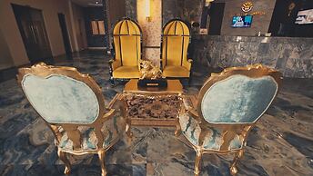 Candellux Imperial Hotel and Suites