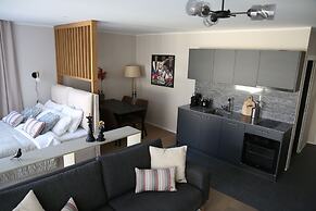 Lamira Serviced Apartments
