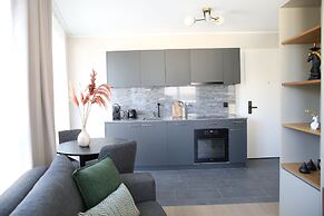 Lamira Serviced Apartments