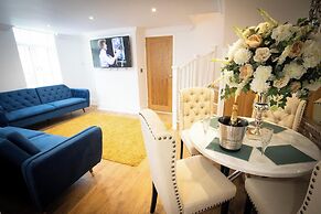 Ridley House Apartments