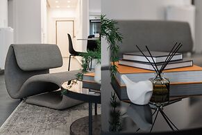 Stellar 3BR Apartment with Balcony