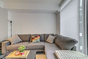 Minto - Modern Suite in King West Neighborhood