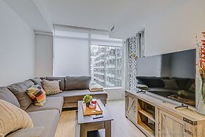 Minto - Modern Suite in King West Neighborhood