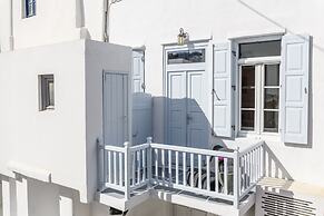 Seablue Town Maisonette