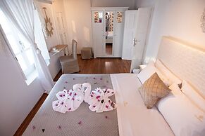 Seablue Town Maisonette