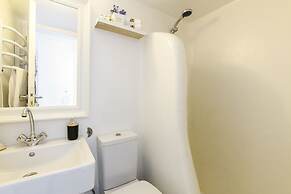 Seablue Town Maisonette