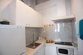 Seablue Town Maisonette