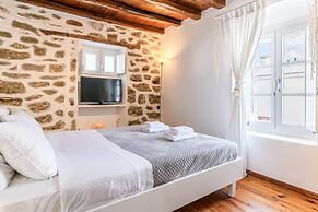 Seablue Town Maisonette