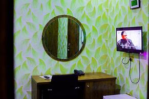 RONKIBOG CRYSTAL HOTEL & SUITES