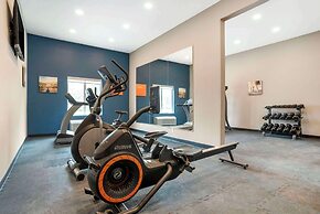 Comfort Inn & Suites Destin near Henderson Beach