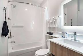 Comfort Inn & Suites Destin near Henderson Beach