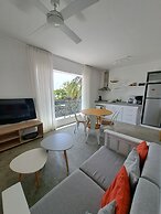 Luxury beachfront villa with private pool and cozy Pavillon with priva