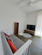 Luxury beachfront villa with private pool and cozy Pavillon with priva