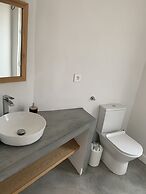 Luxury beachfront villa with private pool and cozy Pavillon with priva