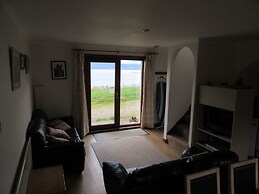 Kestrel, Longhouse Cottages