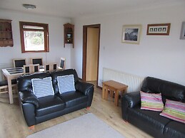 Kestrel, Longhouse Cottages