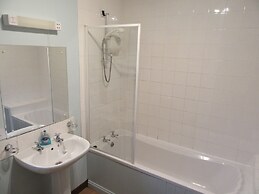 Kestrel, Longhouse Cottages