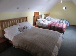 Kestrel, Longhouse Cottages