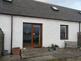 Kestrel, Longhouse Cottages