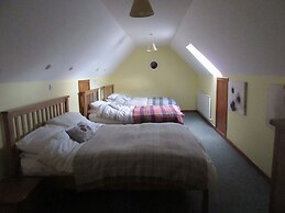 Kestrel, Longhouse Cottages