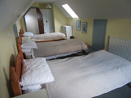 Osprey, Longhouse Cottages