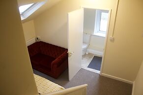 Elm Tree Guest House