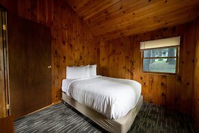 Depe Dene Lakeside Resort