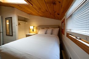 Depe Dene Lakeside Resort