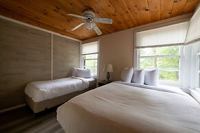 Depe Dene Lakeside Resort