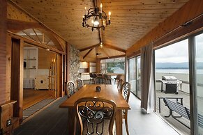 Depe Dene Lakeside Resort