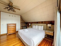 Depe Dene Lakeside Resort