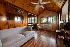 Depe Dene Lakeside Resort